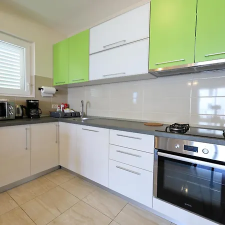 Апартаменты Avdic