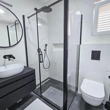 Avdic Макарська