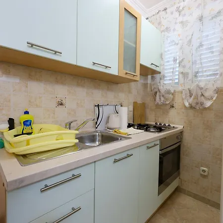 Avdic Апартаменти Макарська