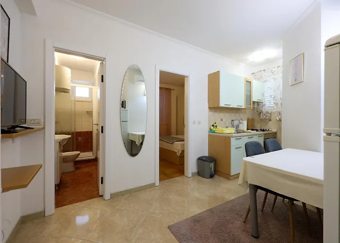 Apartment Avdic Makarska